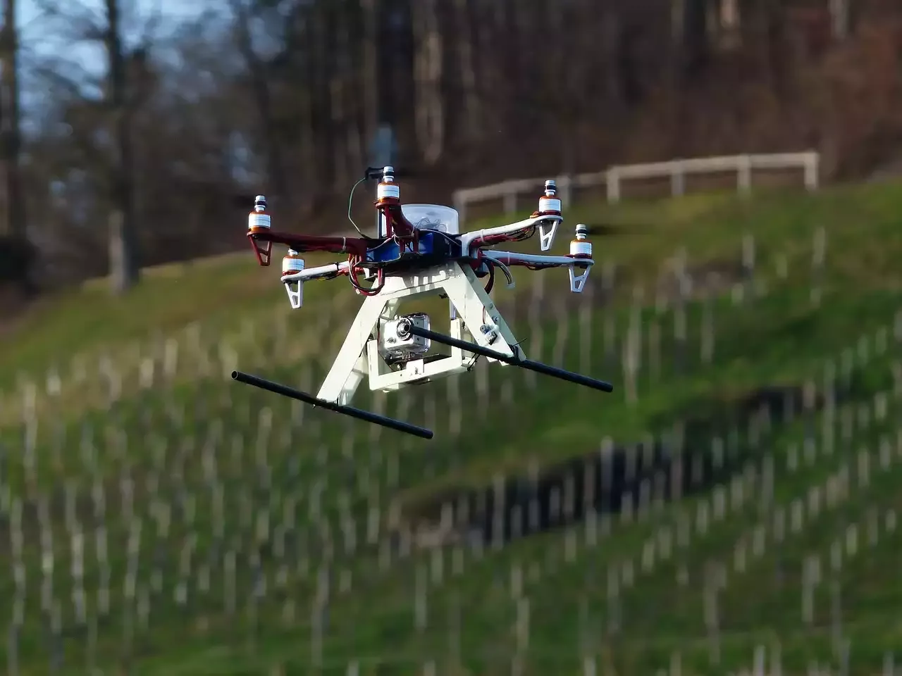 Pros and Cons of Fixed-wing Hybrid VTOL Drones